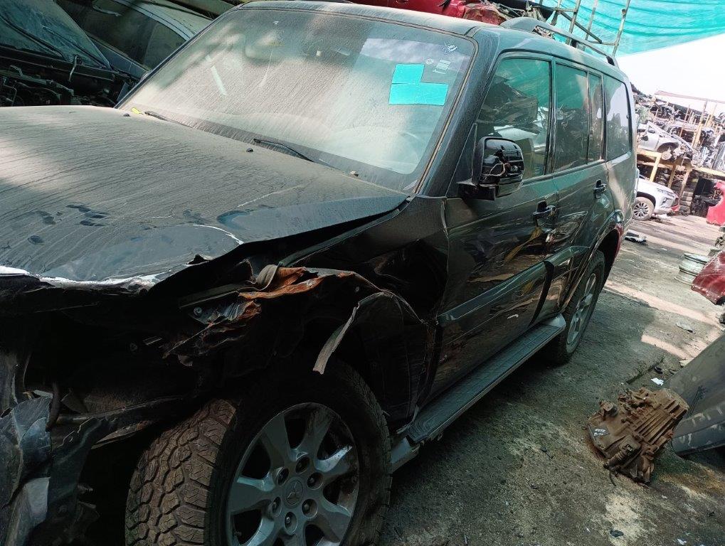  Mitsubishi MONTERO 2012    EN DESARME